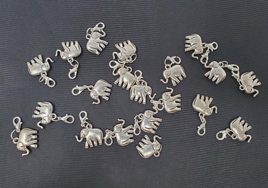 CHARM'S