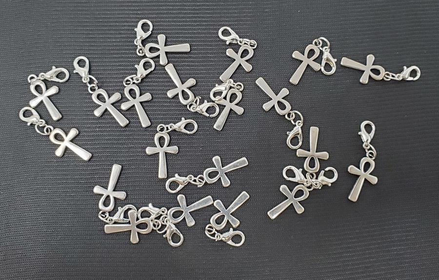 CHARM'S