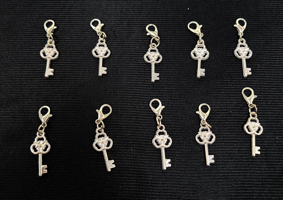 CHARM'S